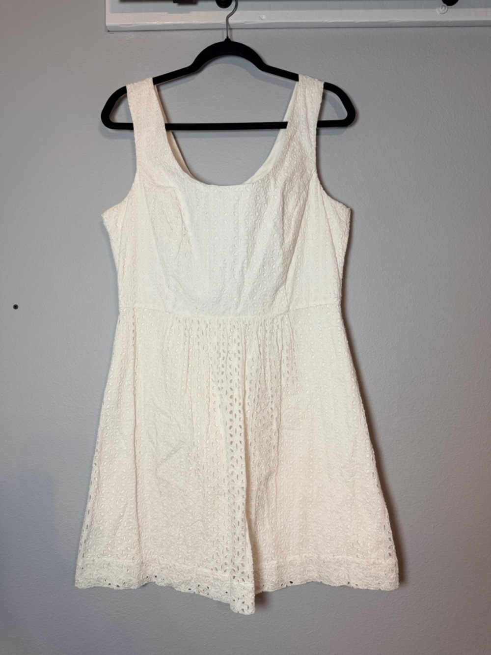 Vineyard Vines Eyelet Fit and Flare Dress Size 12 White Cotton Graduation Bridal